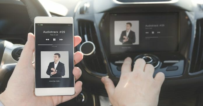 Apple CarPlay installeren met uw iPhone